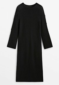 Longue robe noire en maille avec col rond et manches longues ornées de boutons le long des bras, coupe droite, longueur au genou.