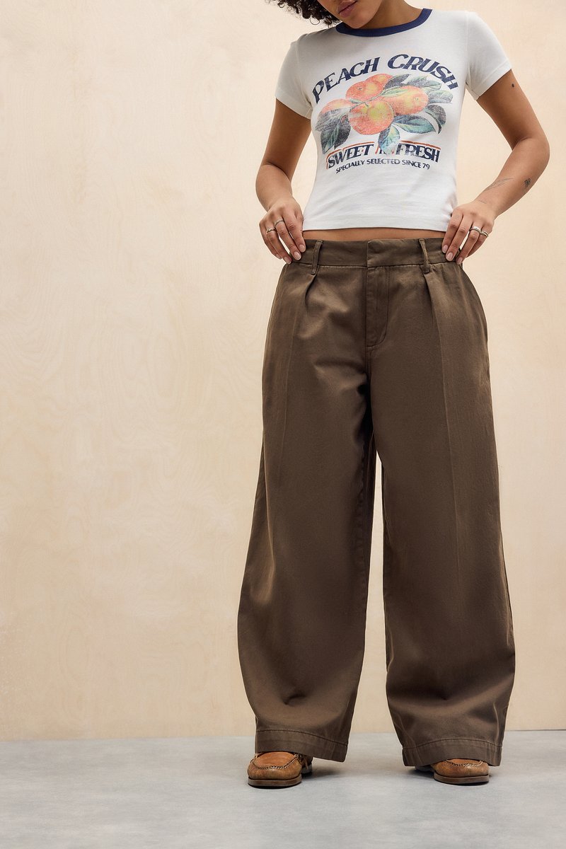BDG Urban Outfitters REY WIDE LEG - Trousers - brown