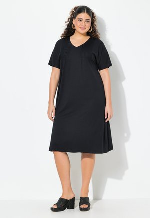 Ulla Popken SHORT SLEEVE V-NECK JERSEY DRESS - Jerseyjurk - black