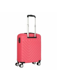 Valigia rigida da cabina di colore rosa brillante con un motivo a zigzag testurizzato, manico telescopico e quattro ruote girevoli nere.