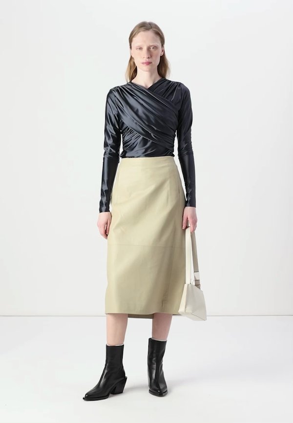 JAYA - Leather skirt - twill4