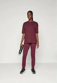 Champion ICONS CUF PANTS - Träningsbyxor - bordeaux