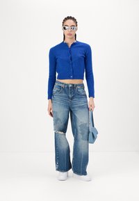 BDG Urban Outfitters COSY CREW - Adīta jaka - bright blue