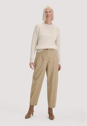 hessnatur HESSNATUR - Pantalon classique - gold-coloured