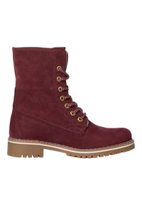 Botas de tobillo de ante burdeos con diseño de cordones, ojales dorados y una suela de goma marrón contrastante con un tread texturizado.