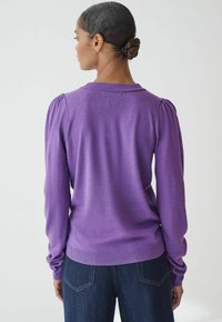 Next REGULAR FIT fioletowy
