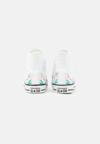 Converse CHUCK TAYLOR ALL STAR biały