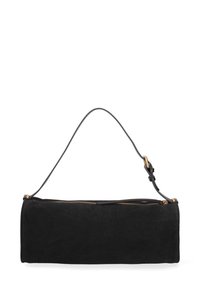 Borsa a tracolla in suede nero con un design lungo e sottile, chiusura con zip e una singola tracolla in pelle regolabile. Accenti in metallo dorato.