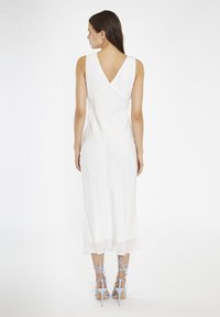 Glamorous V-Neck Bias-Cut Maxi - Vapaa-ajan mekko - off white