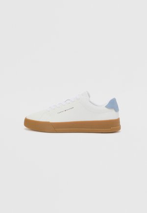 COURT - Sneakers basse - white/briskblue