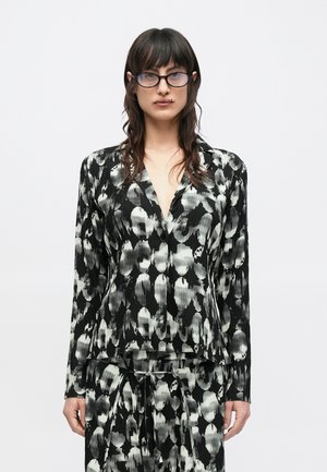 PLISSÉ - Blúzka so zapínaním na gombíky - black