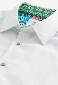Next BLEND SHORT SLEEVE - Ing - white