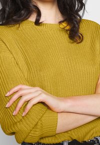 ONLY Strickpullover - yellow
