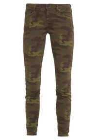 Kamouflage-mönstrade jeans i nyanser av grönt och brunt. Slim fit, femficksdesign med knappgylf och sömnadsdetaljer.