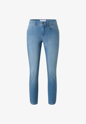 Jean skinny bleu clair avec poches avant, passants pour ceinture et fermeture par bouton, présenté sur un fond blanc.