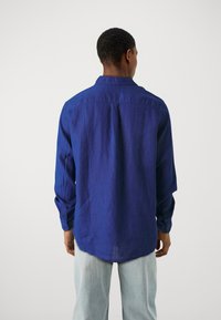 GAP Ing - blue