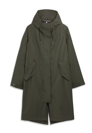 Lange olijfgroene regenjas met capuchon, knopenrij aan de voorkant, trekkoord bij de hals, twee schuine klepzakken en knoopmanchetten.