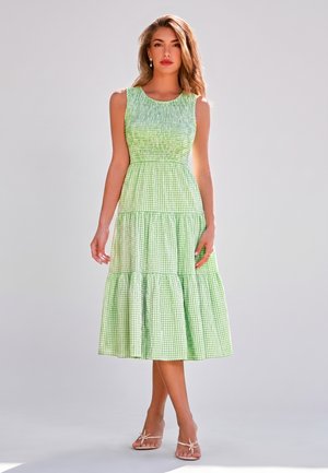 Cupshe, CHIC GINGHAM TIERED MIDI DRESS - Robe de jour - light green