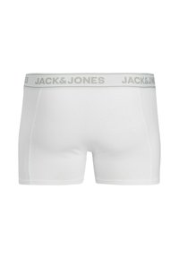 Białe bawełniane bokserki z szaro-elastycznym pasem, na którym znajduje się logo "JACK & JONES". Gładka tekstura i dopasowany krój.