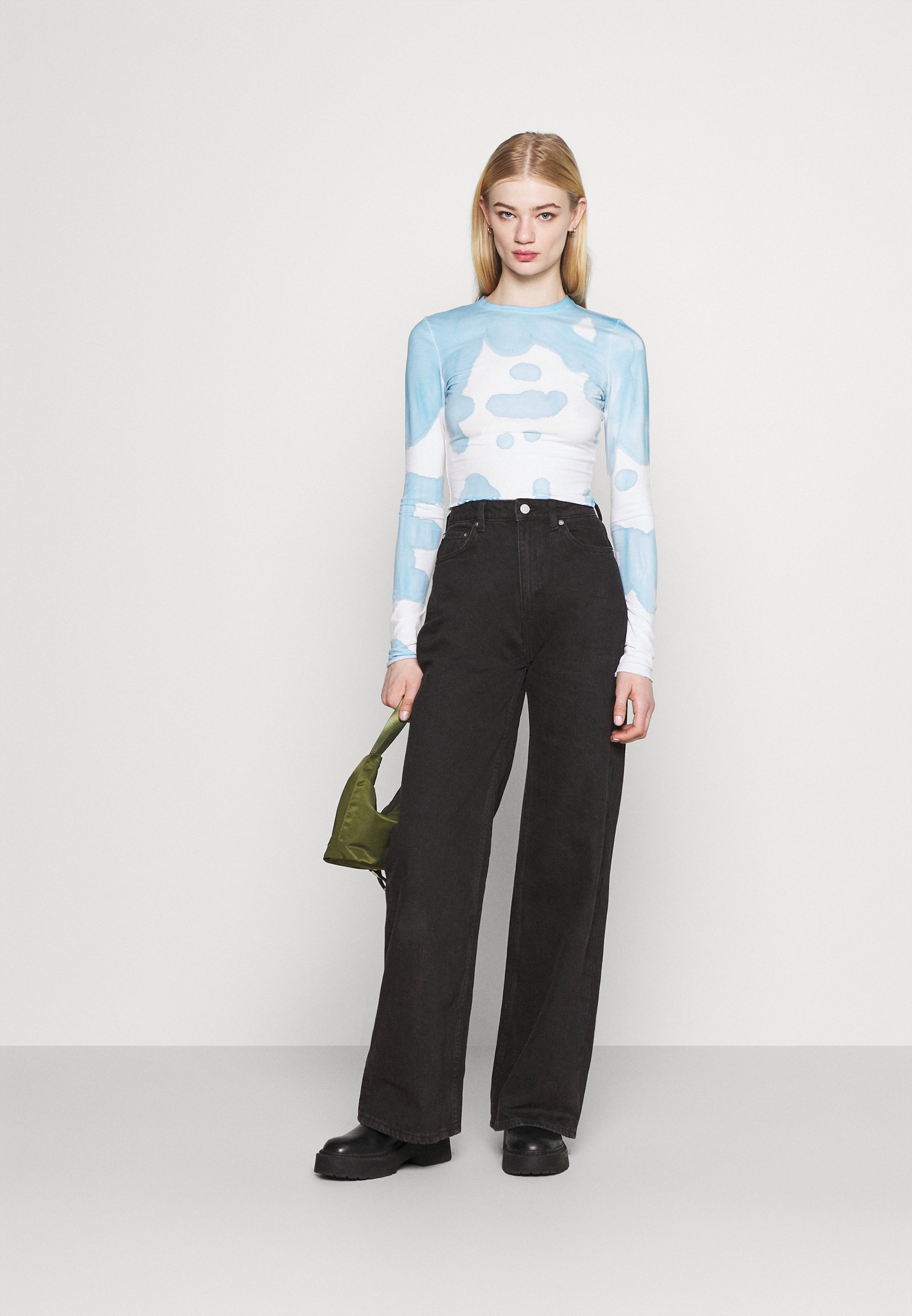 Weekday ACE HIGH WIDE - Flared Jeans 