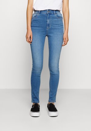 ONLY Petite ONLDRUNA SKINNY GUOBOX  - Jeans Skinny Fit - medium blue denim