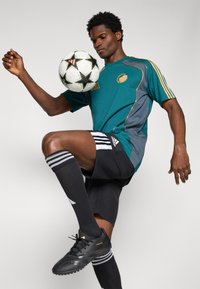 adidas Performance FCK zielony