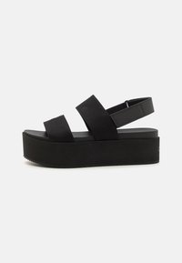 Unselected, triple black