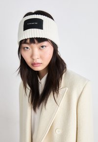 COACH PATCH HEADBAND - Grijači za uši - chalk