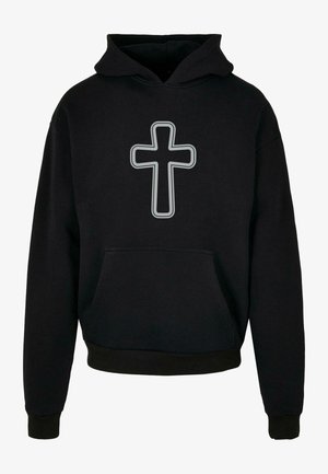 Juodas gobtuvas su dideliu pilku kryžiaus dizainu priekyje, kengūros tipo kišenėmis ir raukšlėtais rankogaliais bei apačia.