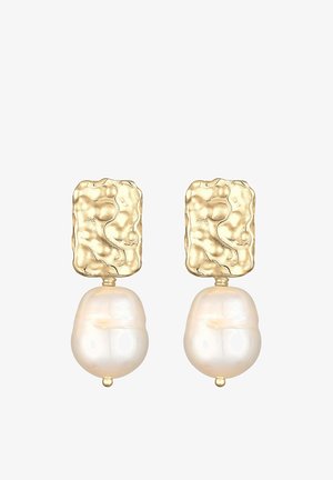 Orecchini in tono oro con una parte superiore rettangolare testurizzata e una grande perla bianca di forma irregolare appesa sotto.