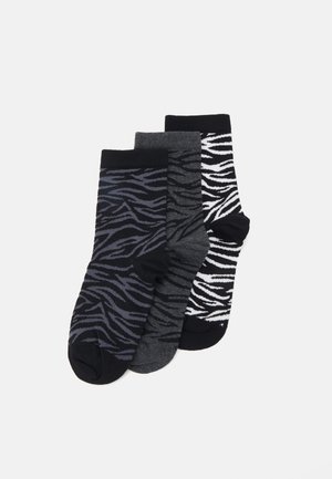 Even&Odd by Zalando 3 PACK - Chaussettes - white/dark grey/black