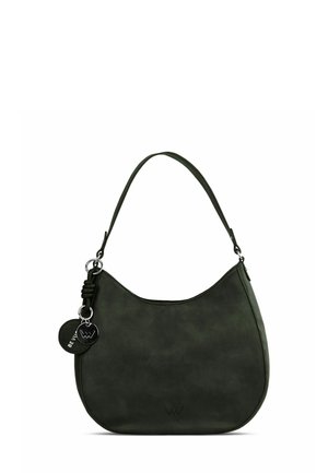 Zelená kabelka z umělé kůže s zaobleným designem, plochým dnem, dlouhým ramenním popruhem a dekorativním detailem ve formě klíčenky.