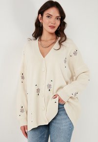 LELA Cardigan - ecru