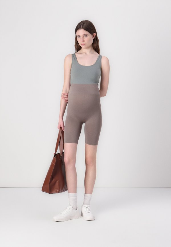 MLTIA JEANNE - Shorts4