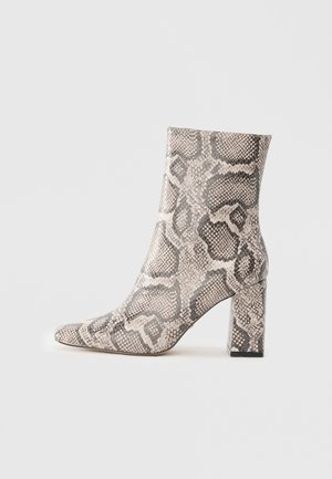 VELLAMO - High heeled ankle boots - grey