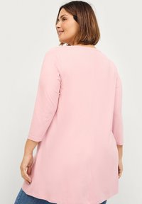 Ellos Plus collection GILA - Langarmshirt - zephyrrosa