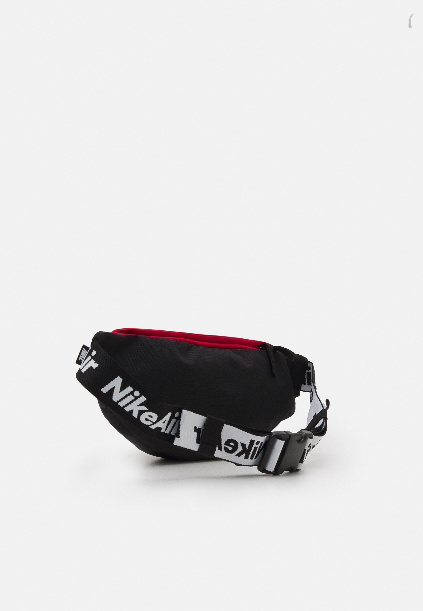 bum bag nike