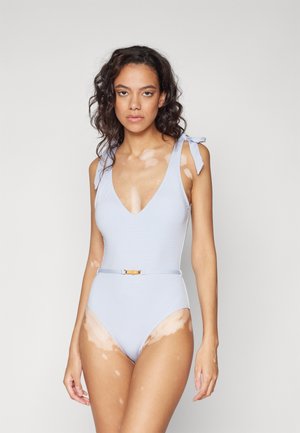 SALLY V NECK SWIMSUIT - Plavky - pastel blue