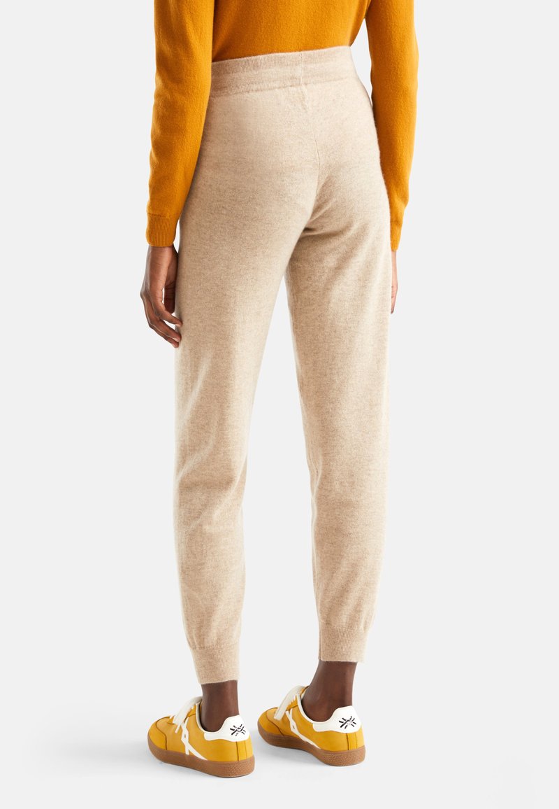 benetton pantaloni