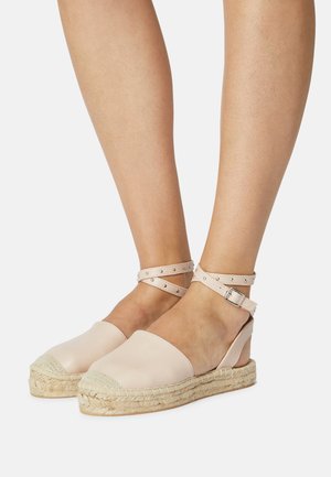 Sandály - off white