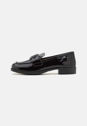 Love Moschino Belebújós cipők - nero
