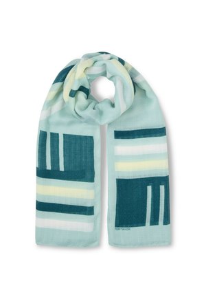 Jasnoniebieski szalik z geometrycznymi prostokątnymi wzorami w kolorach ciemnoniebieskim, białym i bladożółtym, luźno owinięty, z napisem "Tom Tailor" przy jednym końcu.