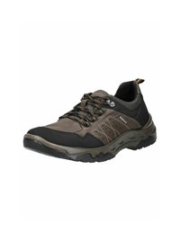 Scarpe da trekking nere e marroni con tomaia in tessuto, punta rotonda, suola testurizzata e accenti a punto in contrasto. Presentano lacci resistenti e una linguetta.