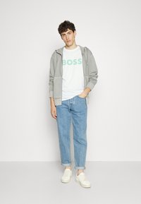 BOSS THINKING - T-shirt estampada - white