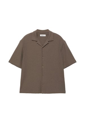Cămașă maro tricotată cu mâneci scurte, guler relaxat și închidere frontală cu nasturi, afișată pe un fundal alb.