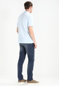 Thumbnail Image 3