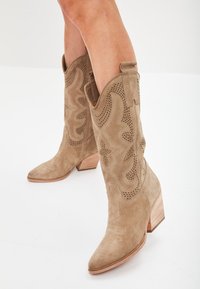 Cowboy Boots Santiag Femme Zalando Cesare Gaspari Cowboy/Biker