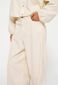 10DAYS BOTTOMS WIDE  - Pantaloni - ecru