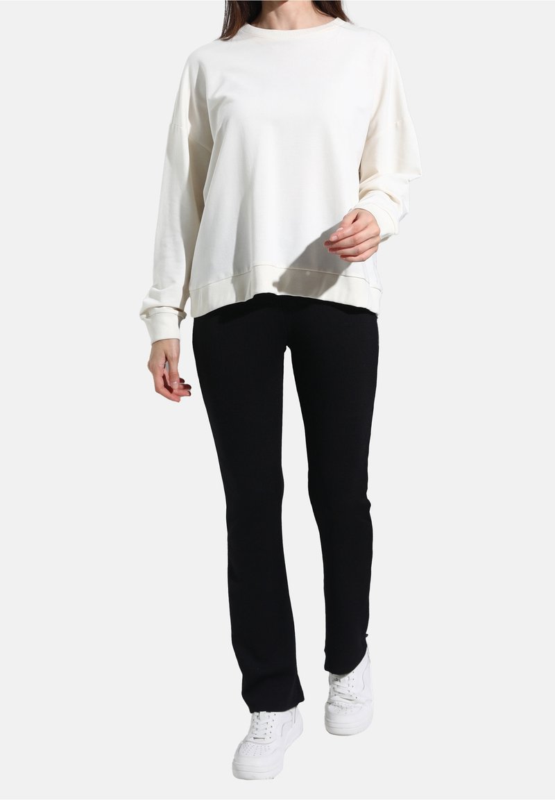 Modanisa Pantalon classique - black