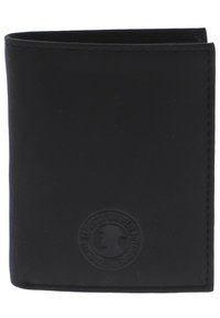 Billetera de cuero negro con textura lisa, diseño plegable y detalle del logo grabado en el frente. Los bordes cosidos mejoran la durabilidad.